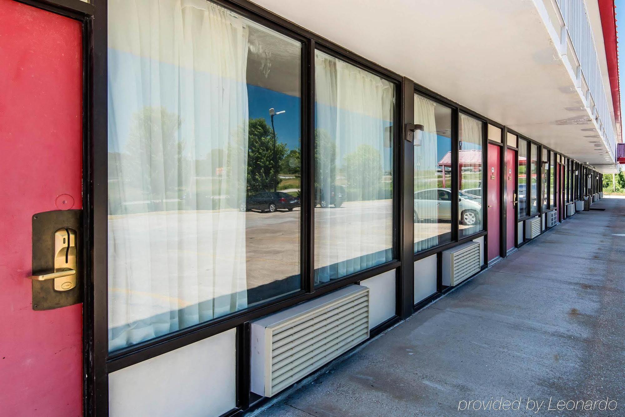 Econo Lodge Oak Grove-Blue Springs Exterior foto